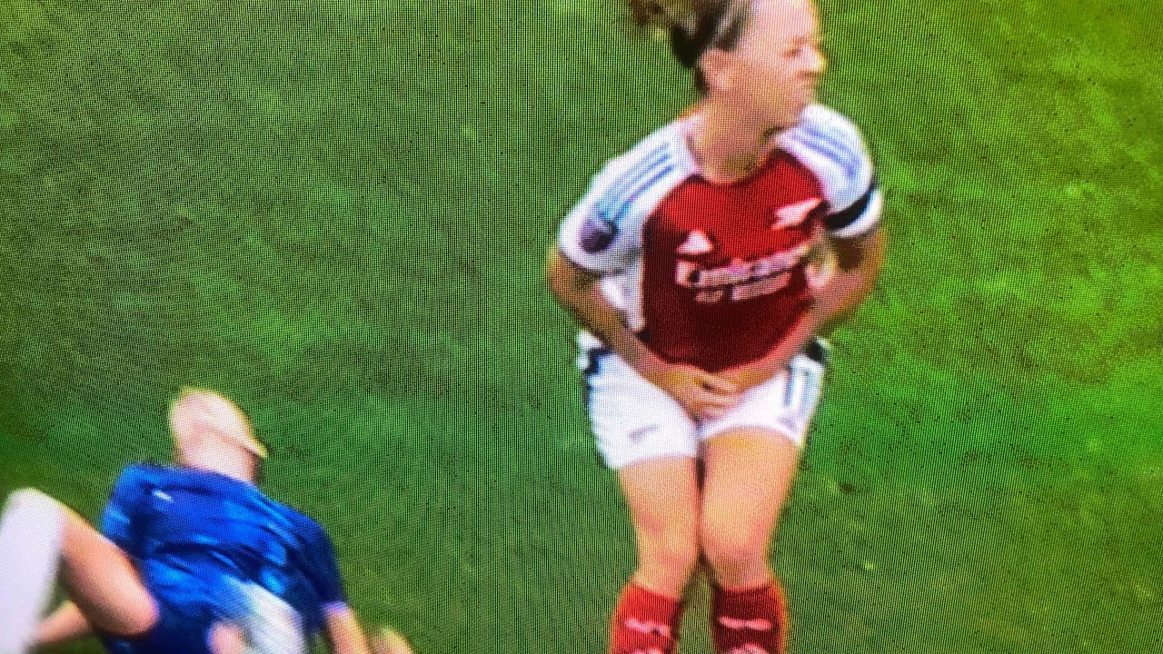 Brilliant Katie McCabe - flying knee to privates