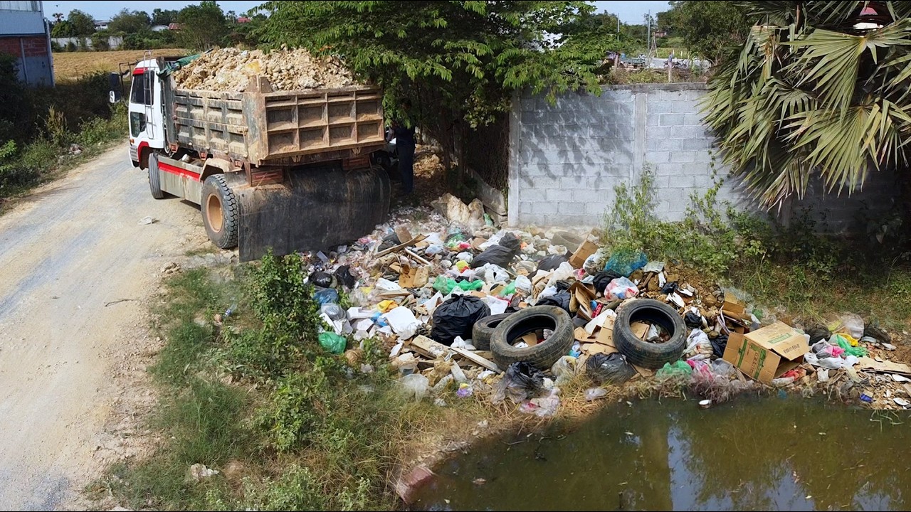 First Start Amazing PROJECT!! LANDFILL Delete Garbage In Deep Land Use Strong Bulldozer & 5Ton Truck