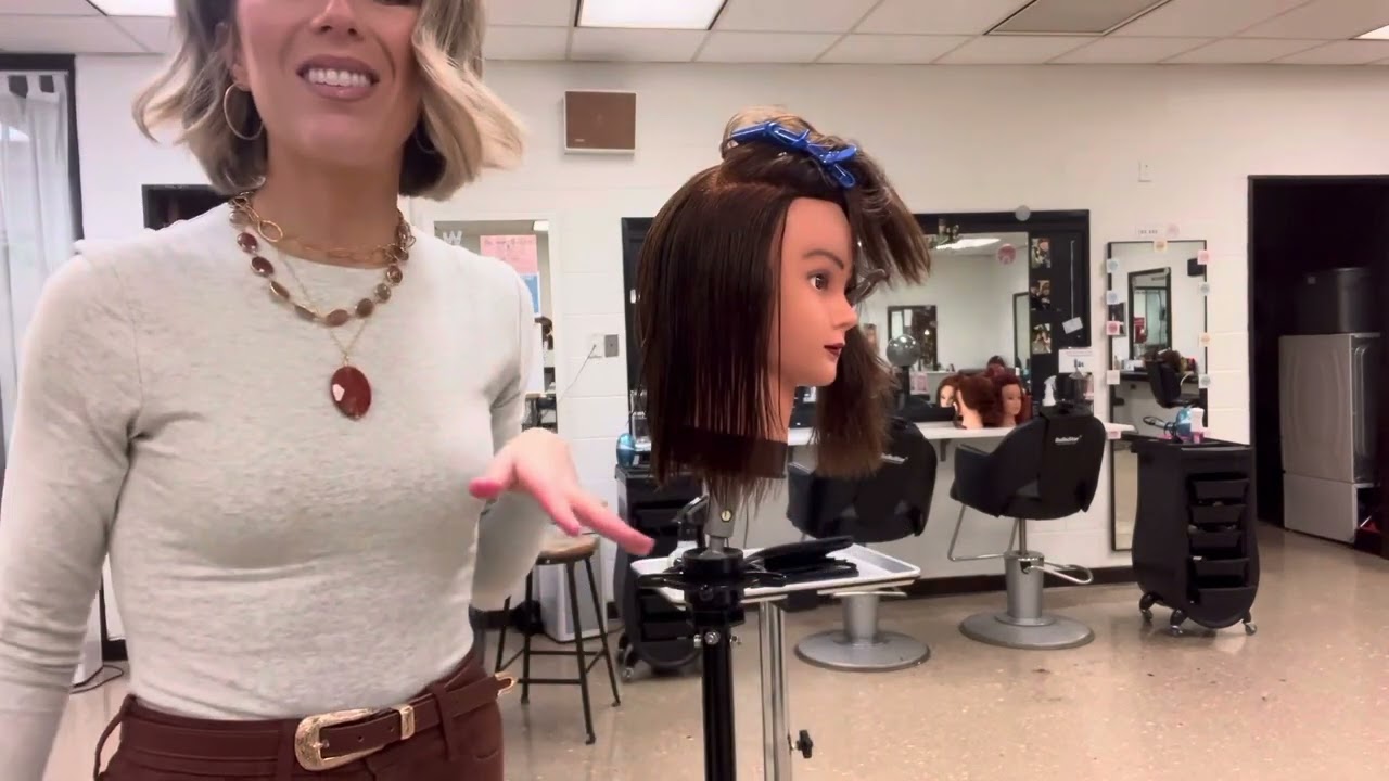 Graduated/ A-line Bob Haircut | Step-by-step