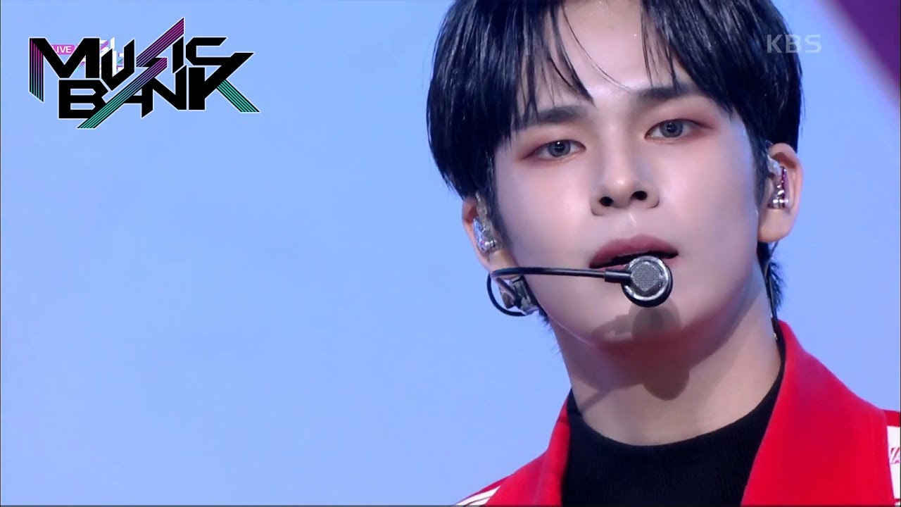 CRAVITY(크래비티) - My Turn (Music Bank) | KBS WORLD TV 210122