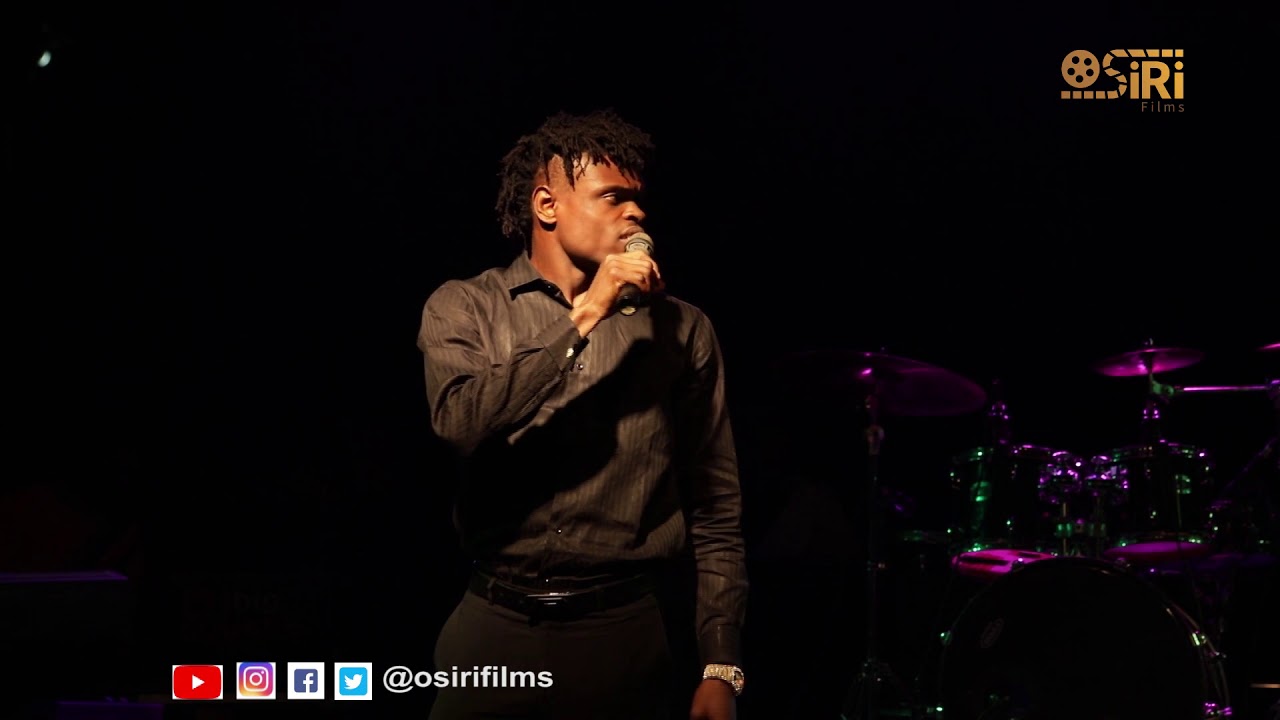 Mc  Aproko Kill the audience with jokes