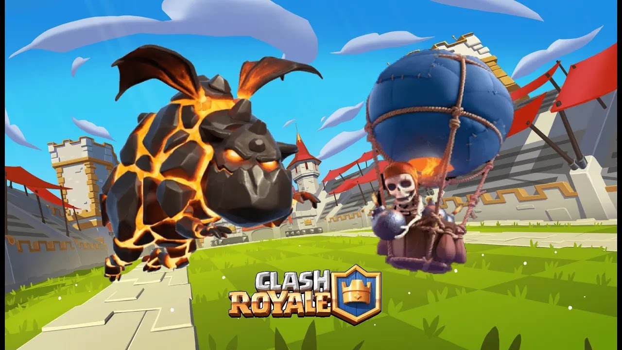 4.0 LAVALOON vs 10,000+ Trophies | CLASH ROYALE