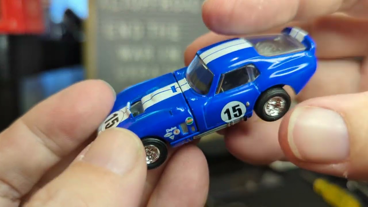 Hot Wheels 100%Shelby Daytona Coupe