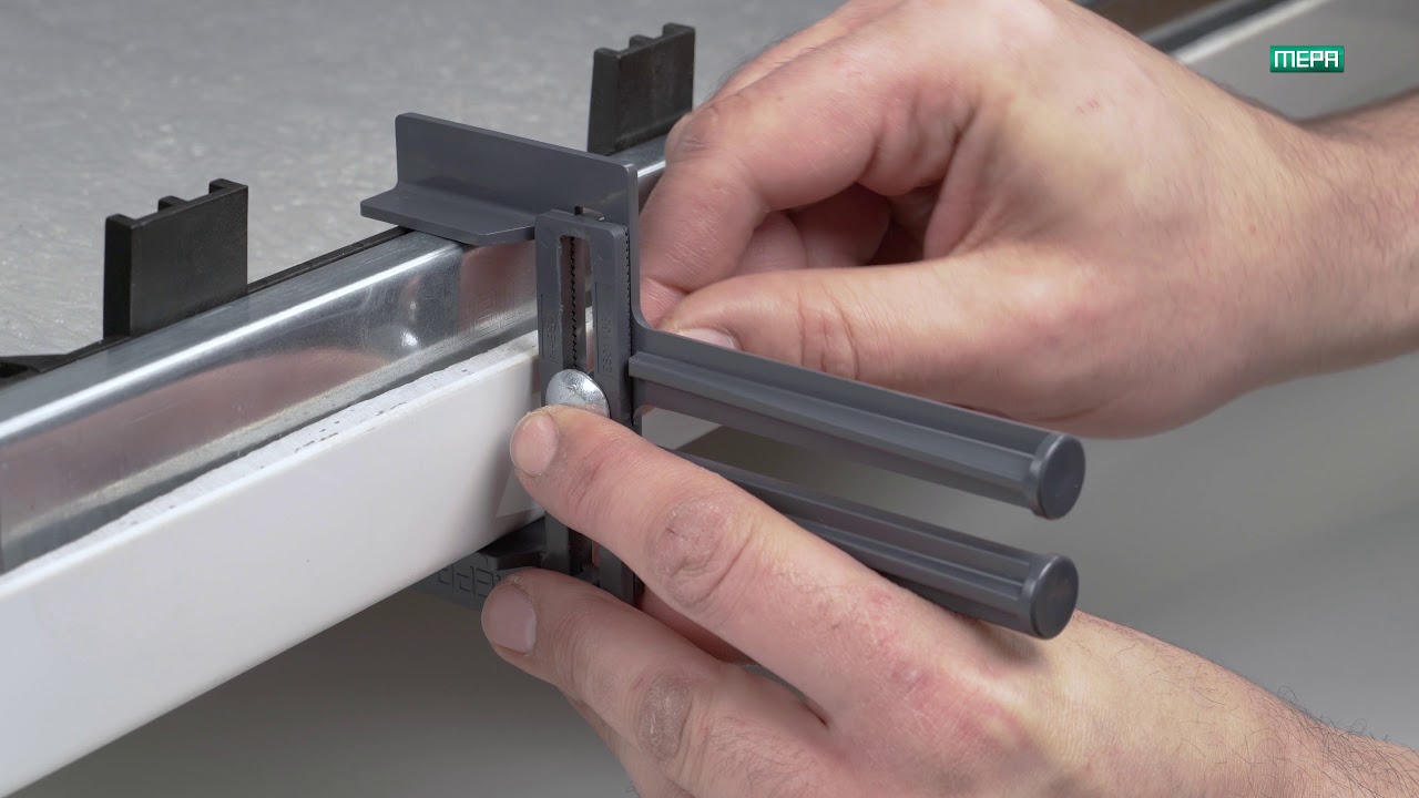 Wozu ein Montagerahmen f&uuml;r Acryl-Duschwannen?