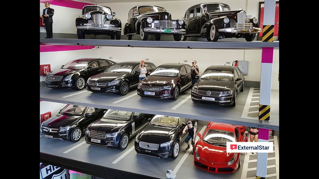 Update of my 1:18 die-cast garage diorama as of April 2018
