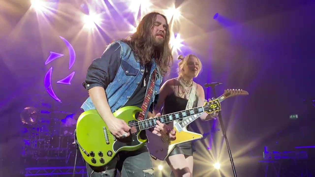 Halestorm  - Amen [O2 Shepherd's Bush 13.03.2022]