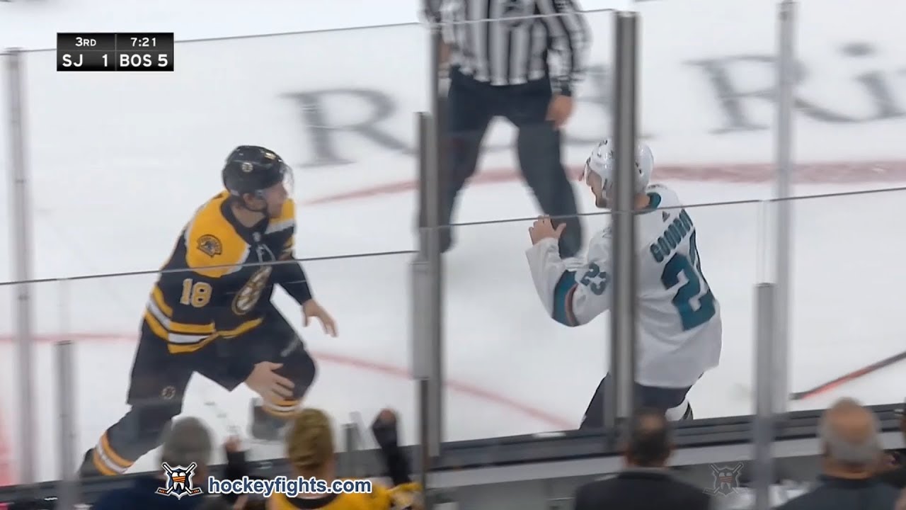 Barclay Goodrow vs Brett Ritchie Oct 29, 2019