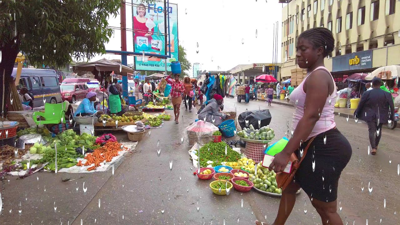 SUDDEN RAINS DESTROY AFRICA TRADERS MARKET GHANA ACCRA