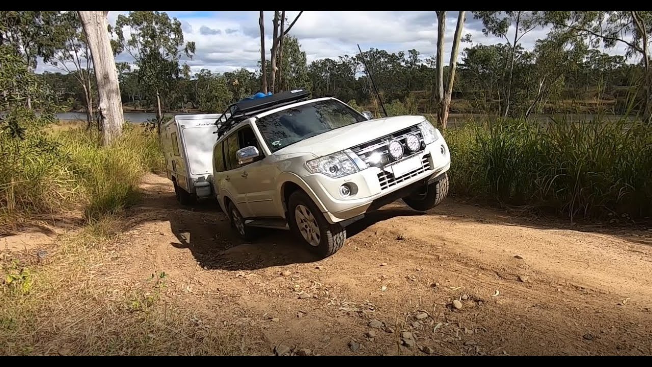 Mitsubishi Pajero 4WD'ing + caravan - Boyne River, Fitzroy River, Notch Point; Qld. Day 136-137