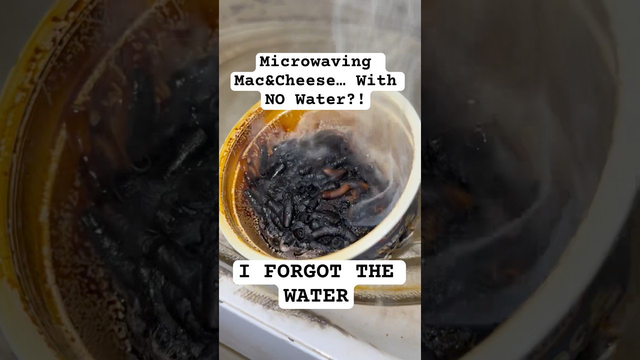 Макароны с сыром в микроволновке без воды (мгновенное сожаление)