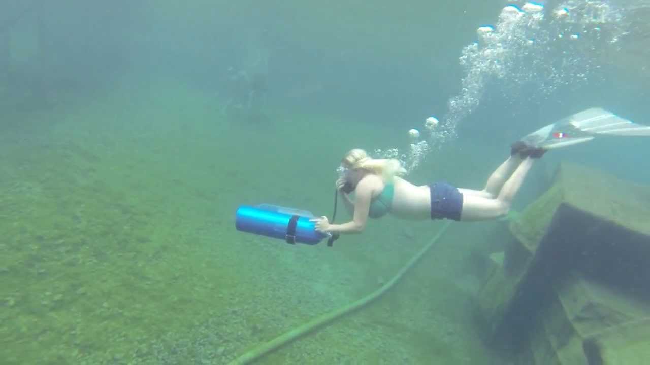 Garnd Dockery Mermaid School