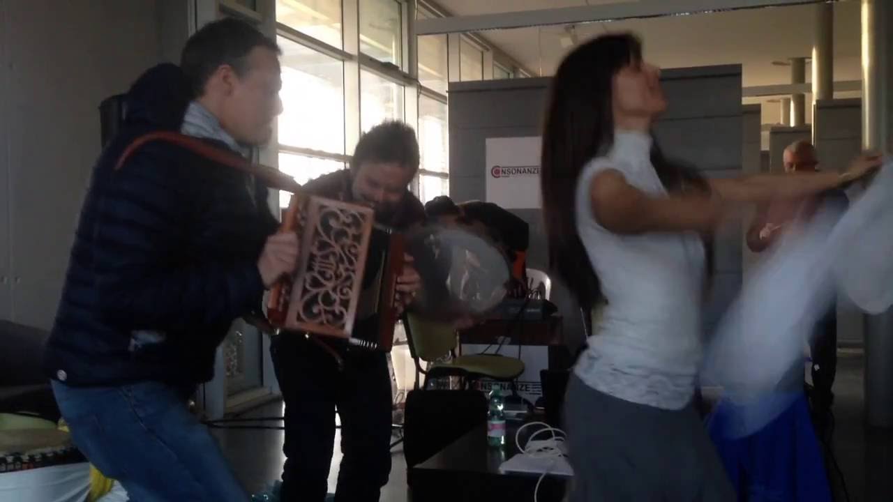 PIZZICA A MARINO - MASSIMILIANO MORABITO & DAVIDE ROBERTO - DANZE DI ROBERTA PARRAVANO