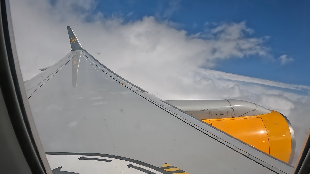 4K Condor Boeing 757-300(WL) Takeoff from Dusseldorf.