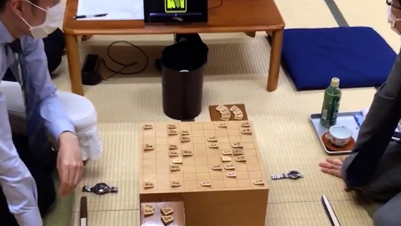 首都圏を襲った地震、将棋の対局も一時中断　対局場に響いた警報音
