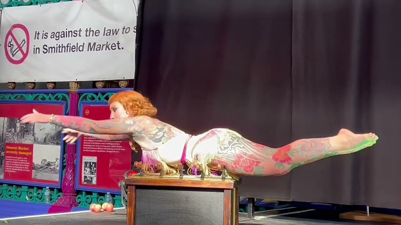 CARNESKY Show Women Sideshow, September 2023