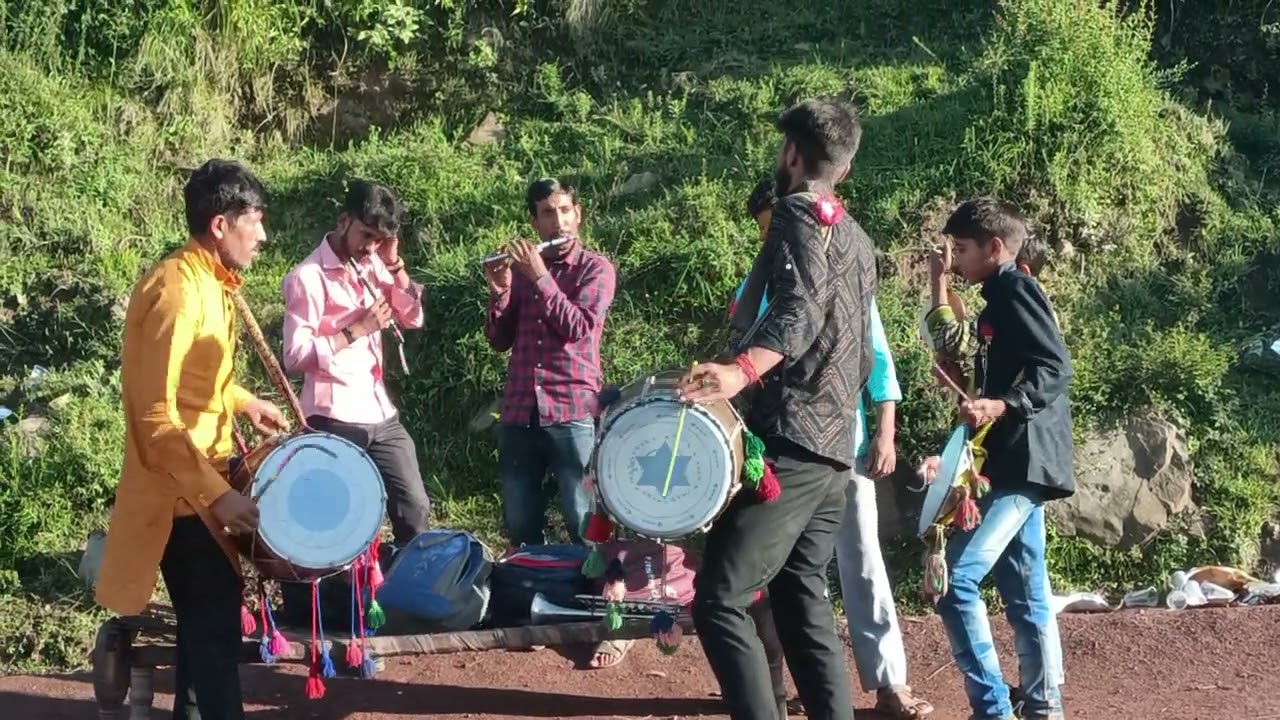 pahadi culture dhol bonsri Bsantgarh khem Raj and party