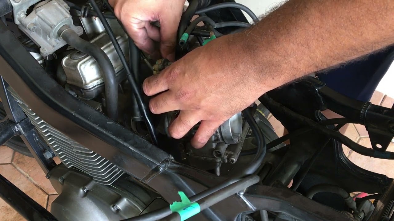 Como tirar o carburador da suzuki gs-500