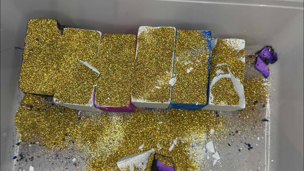 Happy Friday with some Sparkle ✨ ✨ | Oddly Satisfying | ASMR | Gym Chalk Crushing