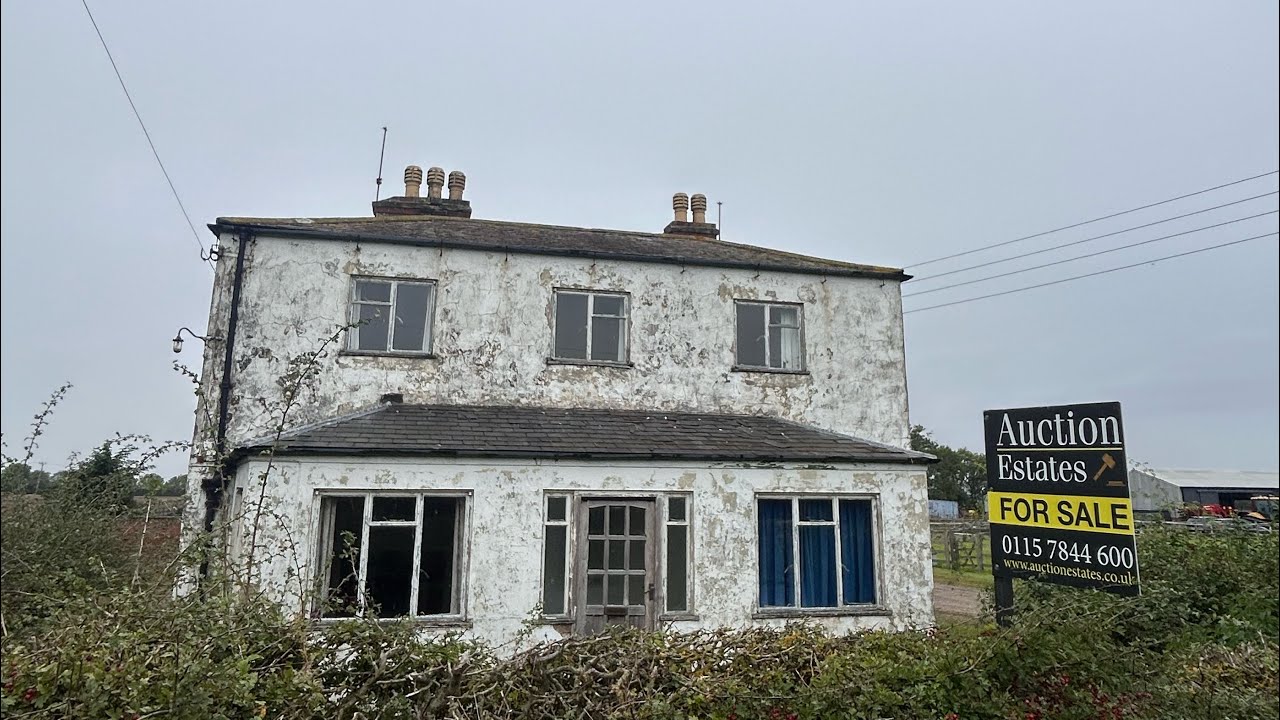 Farmhouse, Hall lane, Fiskerton, LN3 4HT