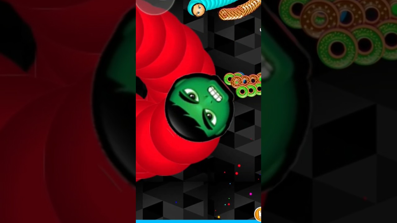 Worm zone io. Crazy Worm. Hero Zombie Knight