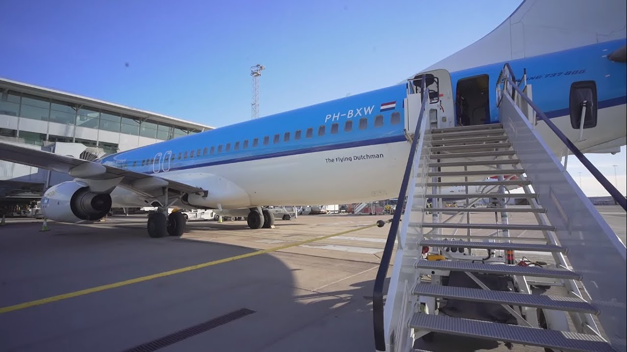 Sweden, Stockholm, Arlanda Airport Terminal 2, boarding KLM flight to Amsterdam