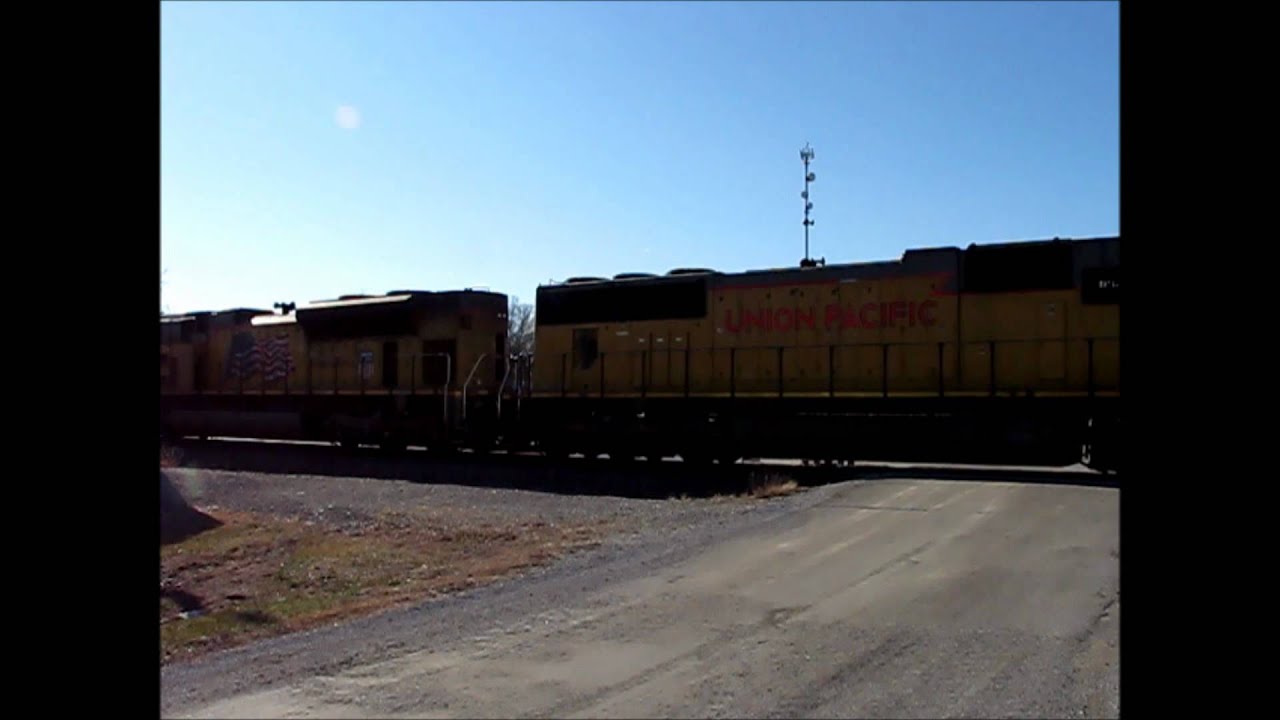 Train Hunting on the UP Mt Vernon Sub. ~ 01/15/12