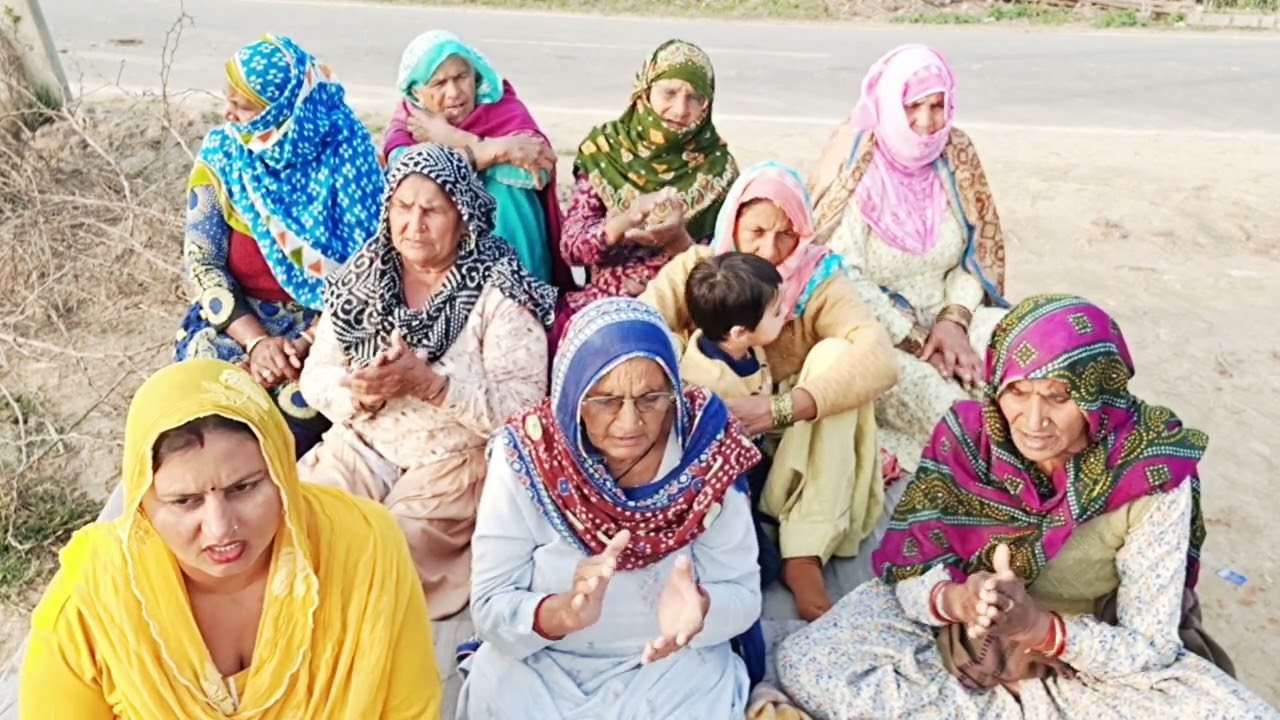 189 Haryanvi मेरे पिता नं ऐ पढण बिठाई ऐ बी ऐ  पास कराई || ऐर फेरे तो र मं लेंदा कोनी बंदङी नहीं दिखा