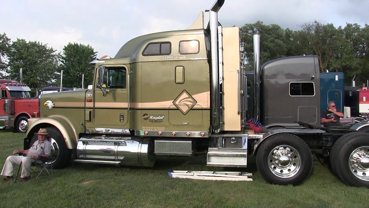 1999 International 9300 Truck At Clifford Truck Show 2023