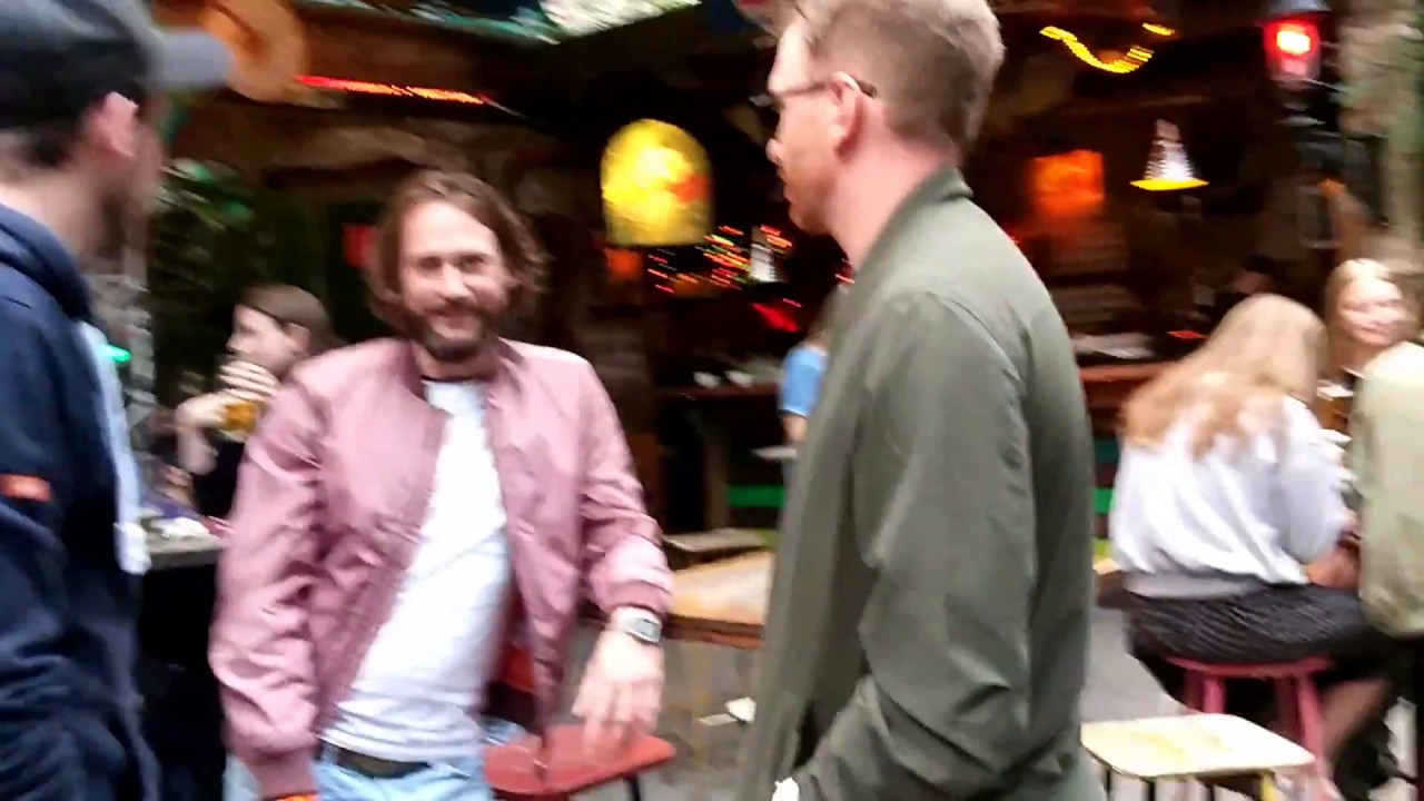 Руин-паб Szimpla Kert в Будапеште