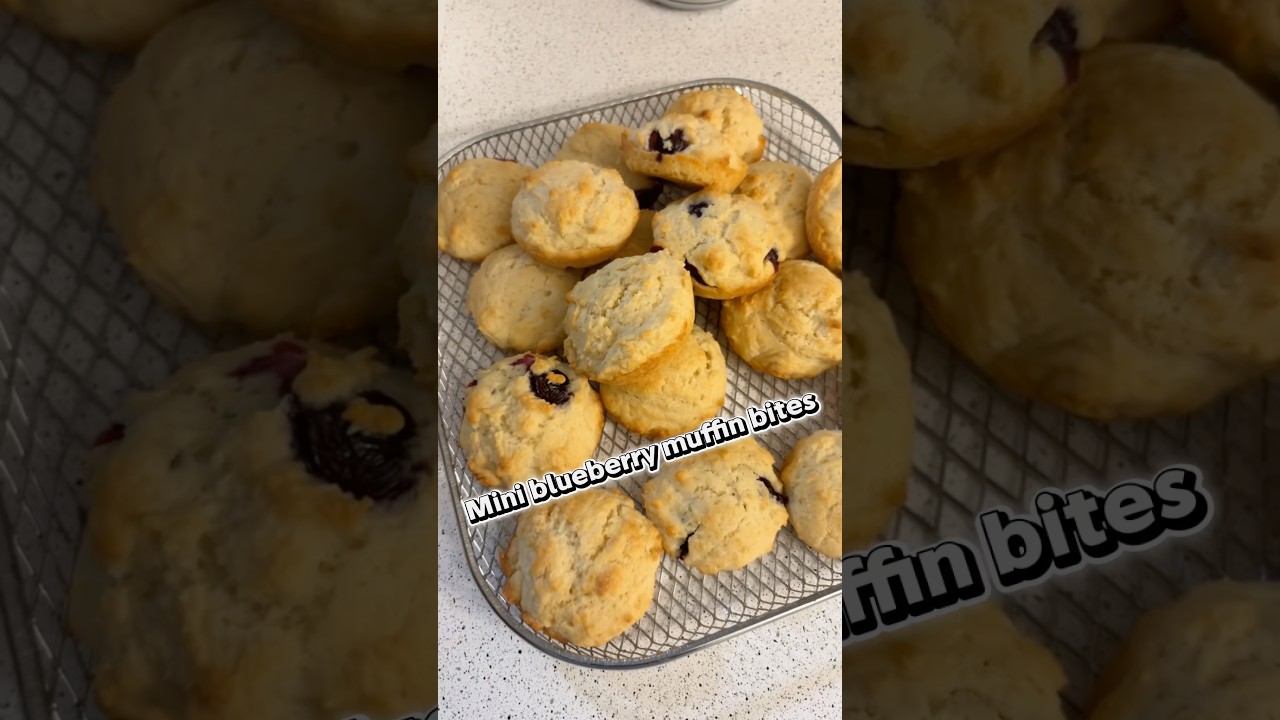 🫐 Sweet, soft, and fluffy mini blueberry muffins! 