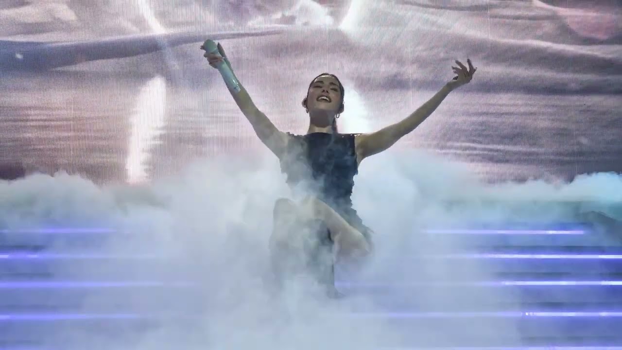 Madison Beer - 'Selfish' Live (The Spinnin Tour, Glasgow)