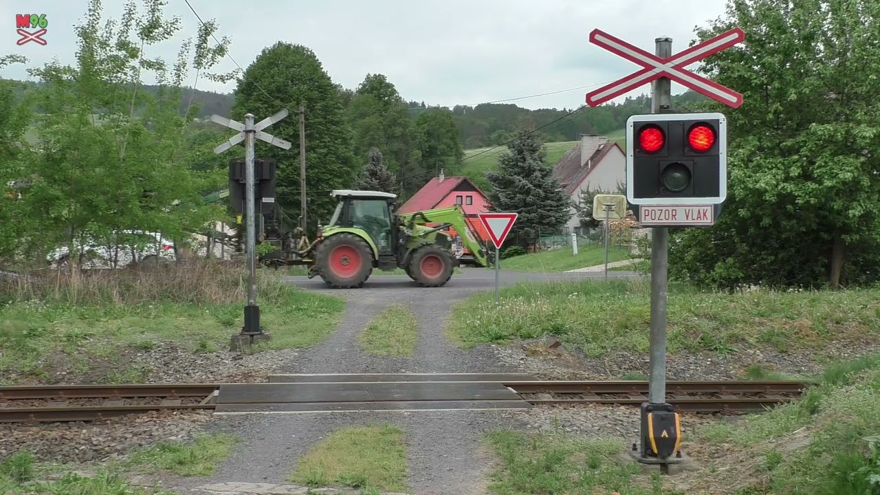 Železniční přejezd Benešov nad Ploučnicí #8 [P2589] - 7.5.2024 / Czech railroad crossing