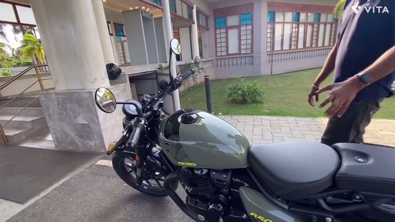 Royal Enfield Shotgun 650 Details Review Malayalam #thrissur #heritage #showroom #youtuber #vlog