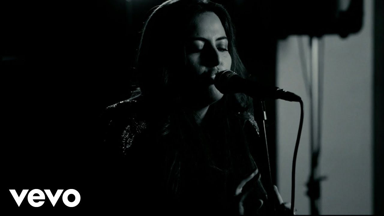 Amia - Non Mi Scordavo Di Te (Official Video)