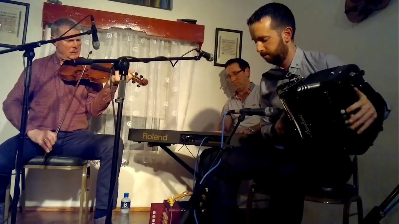 James Cullinan, Padraig & Damien O'Reilly at The Corofin Trad Fest 2016- 05