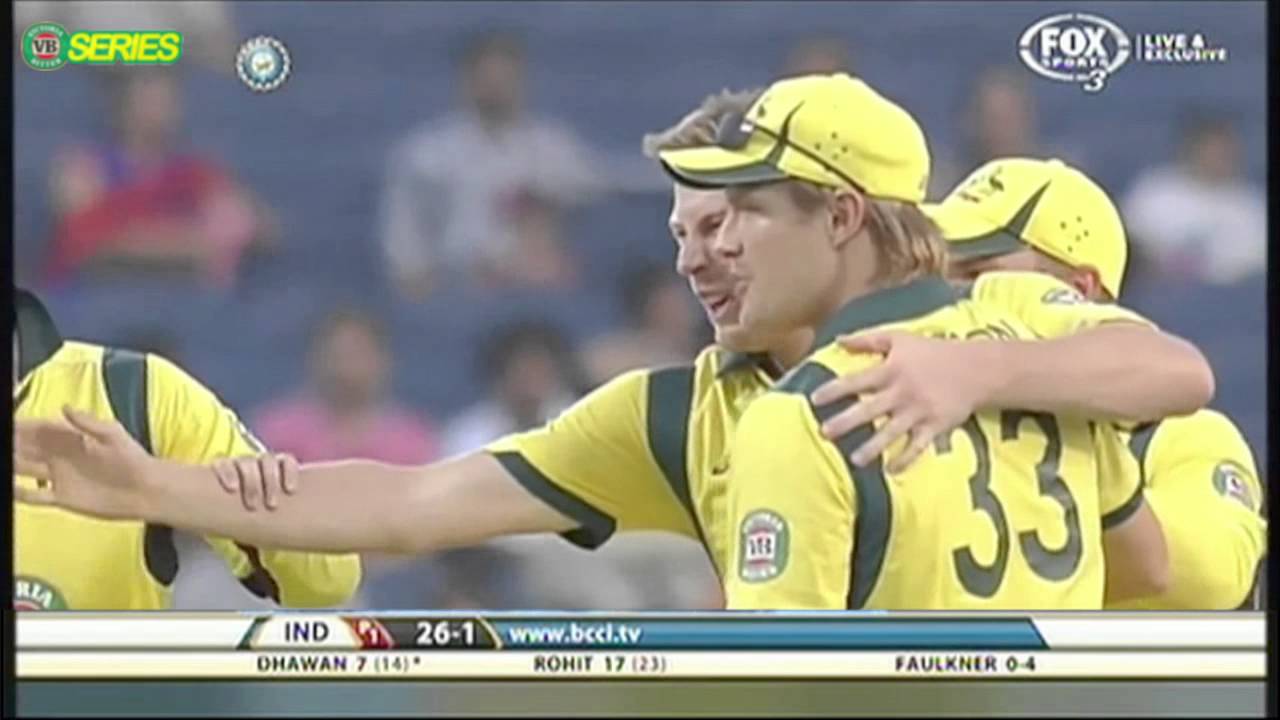 Brad Haddin high five eye poke - commentary by The 12th Man - BEST QUALITY!!