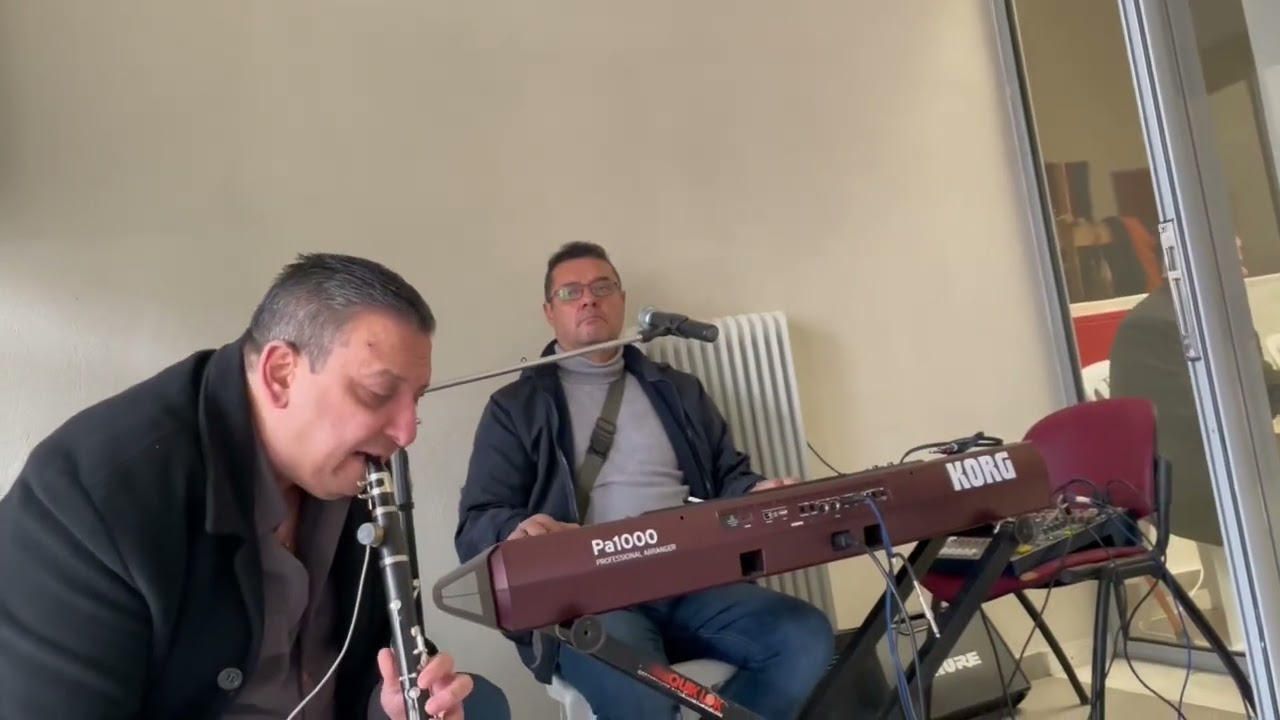 Σόλο τσιφτετέλι παλιακο.