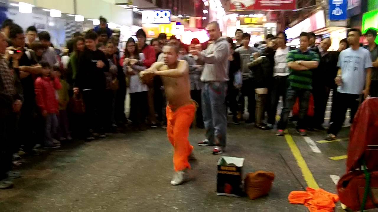 Hong Kong Shaolin Monk street performer