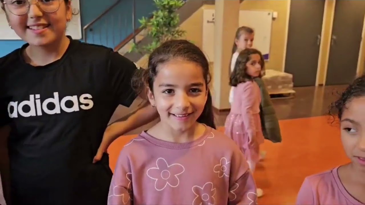 De Helden van Basisschool De Schakel, €2114,- opgehaald voor de slachtoffers aardbeving Marokko 🙏❤️