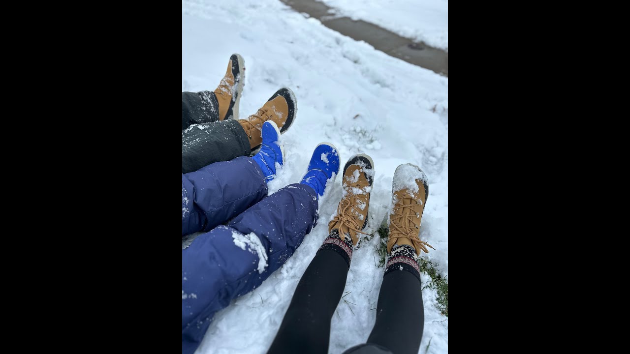 Barefoot Winter Boots You Can Shovel Snow In