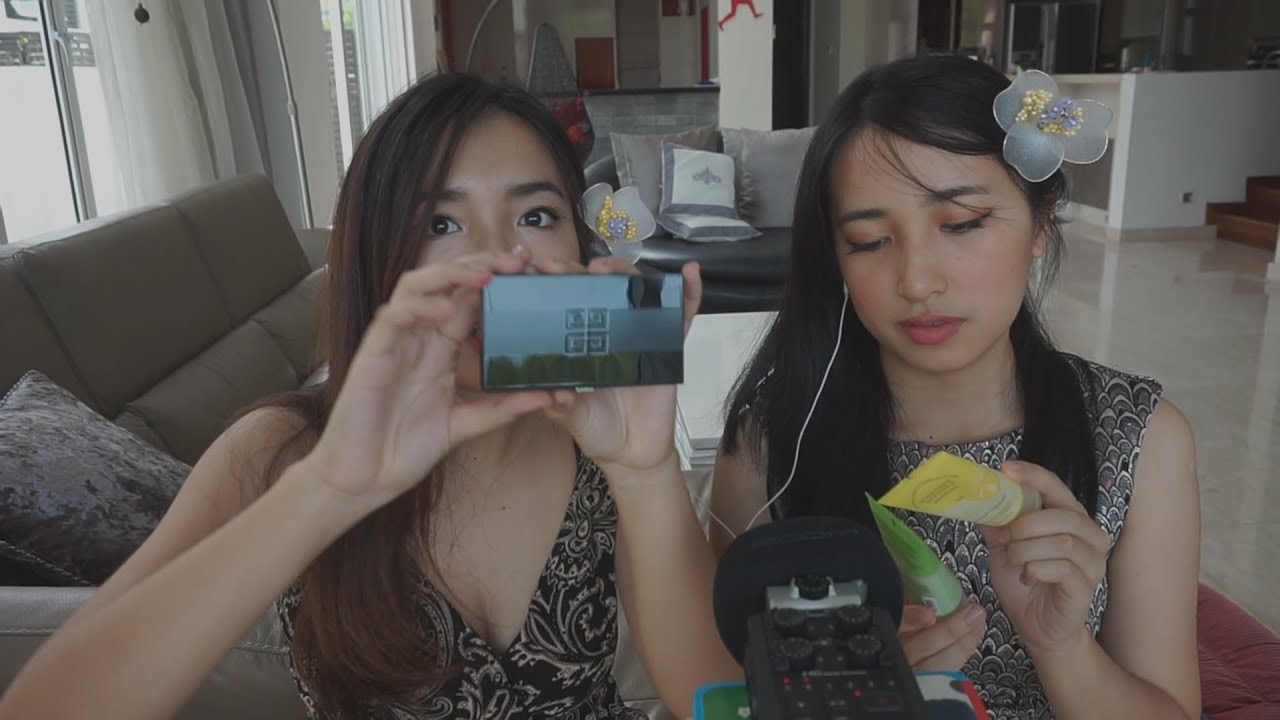 ASMR TINGLY Sound Assortment ! ||  Gift Haul w/ my sister ||