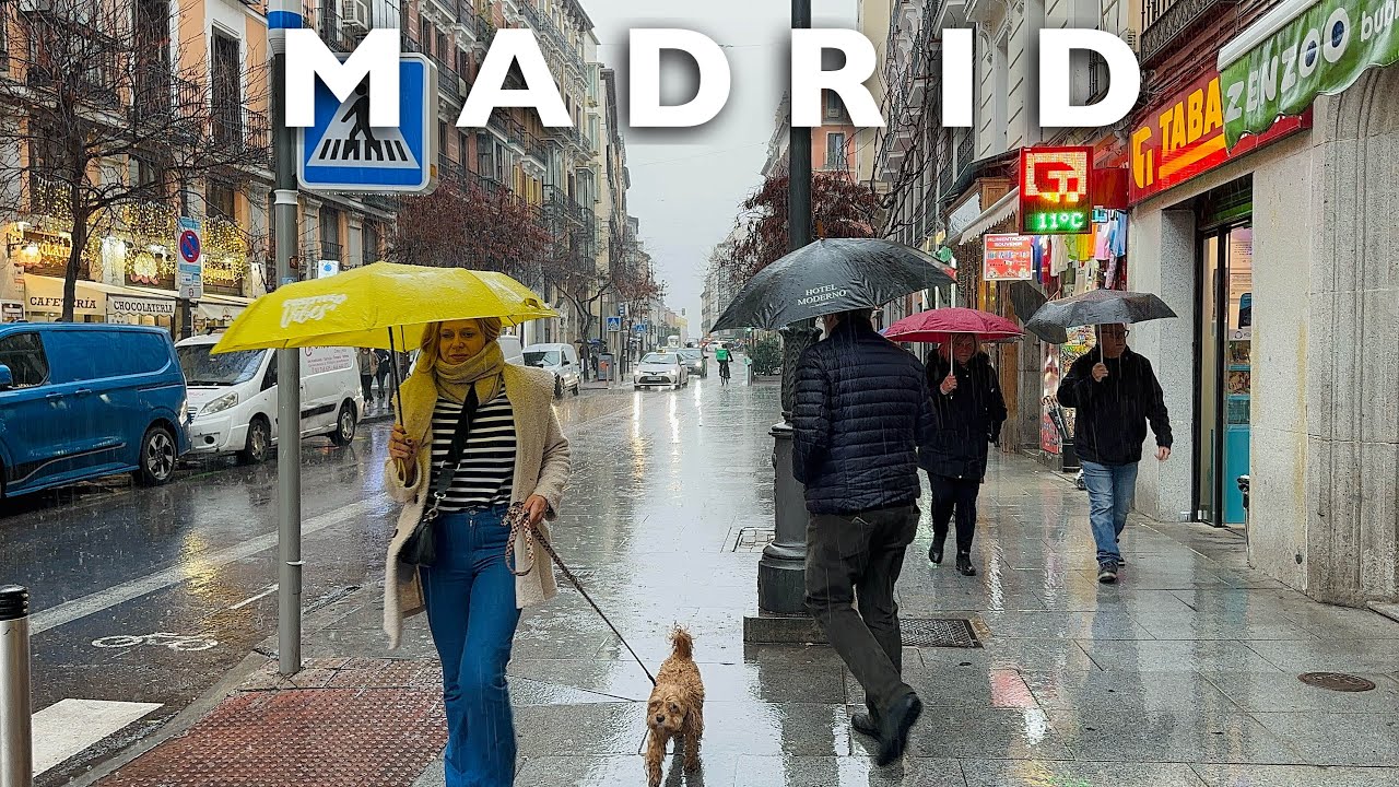 [4K] MADRID - A Rainy Saturday Afternoon Walk | Exploring Madrid City Centre in The Rain🇪🇸