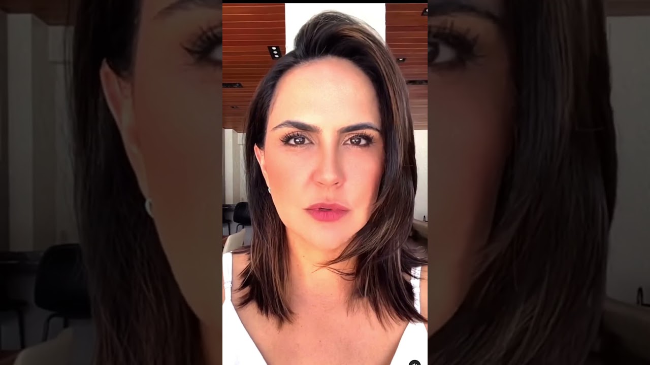 CARLA CECATO MANDA RECADO AO JAIR