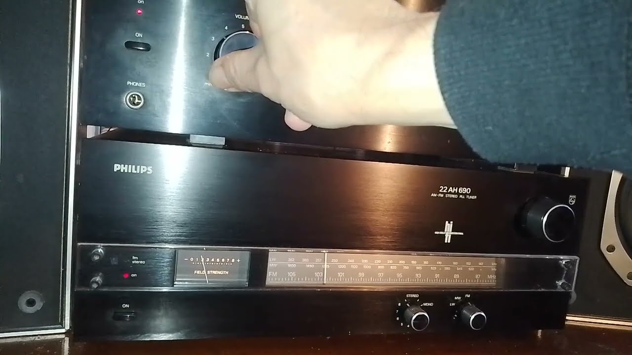PHILIPS 22 AH 590/690 AMPLI+SINTONIZZATORE