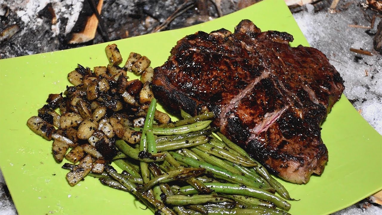 Bushcraft Cooking - Porterhouse Steak, Green Beans and Potatoes