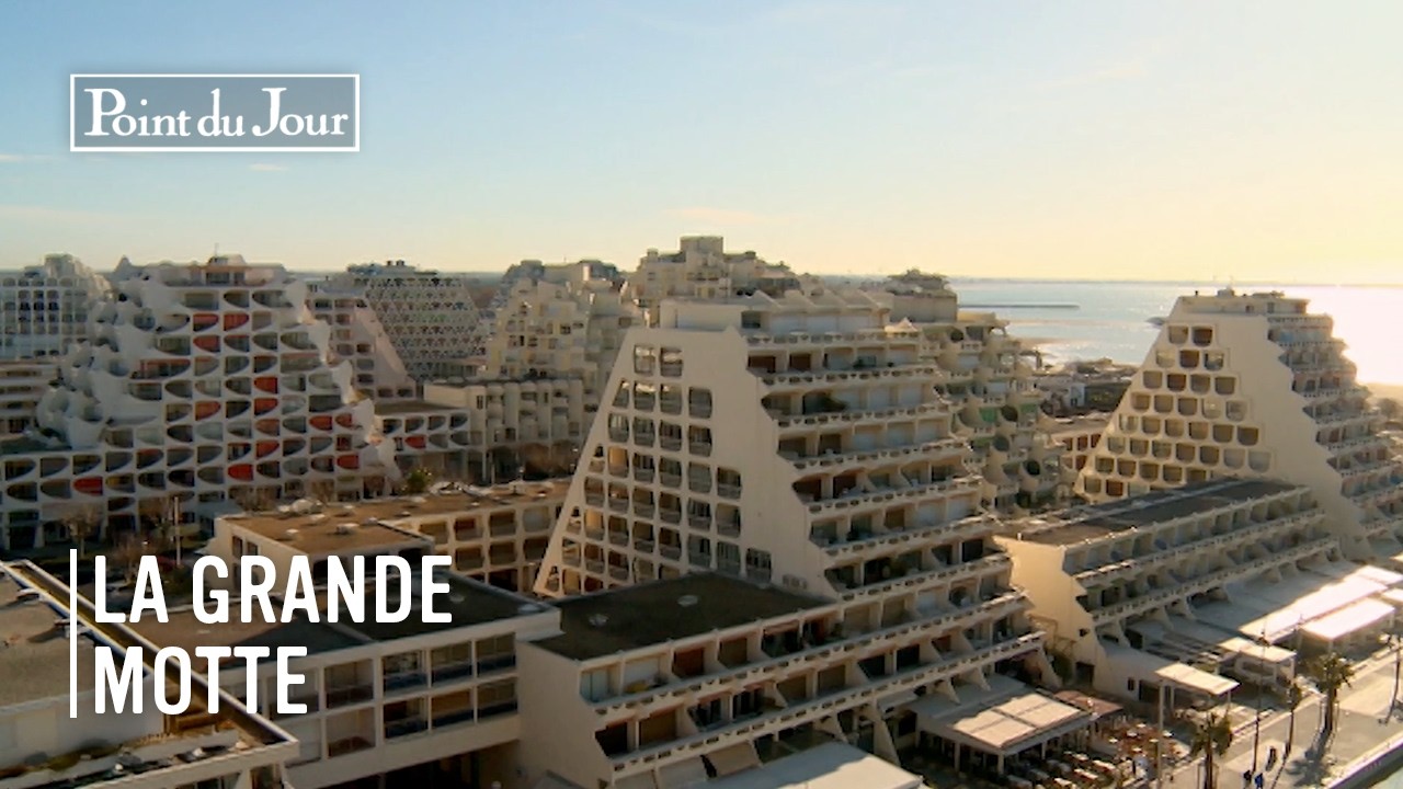 Sous le béton, la Grande Motte !
