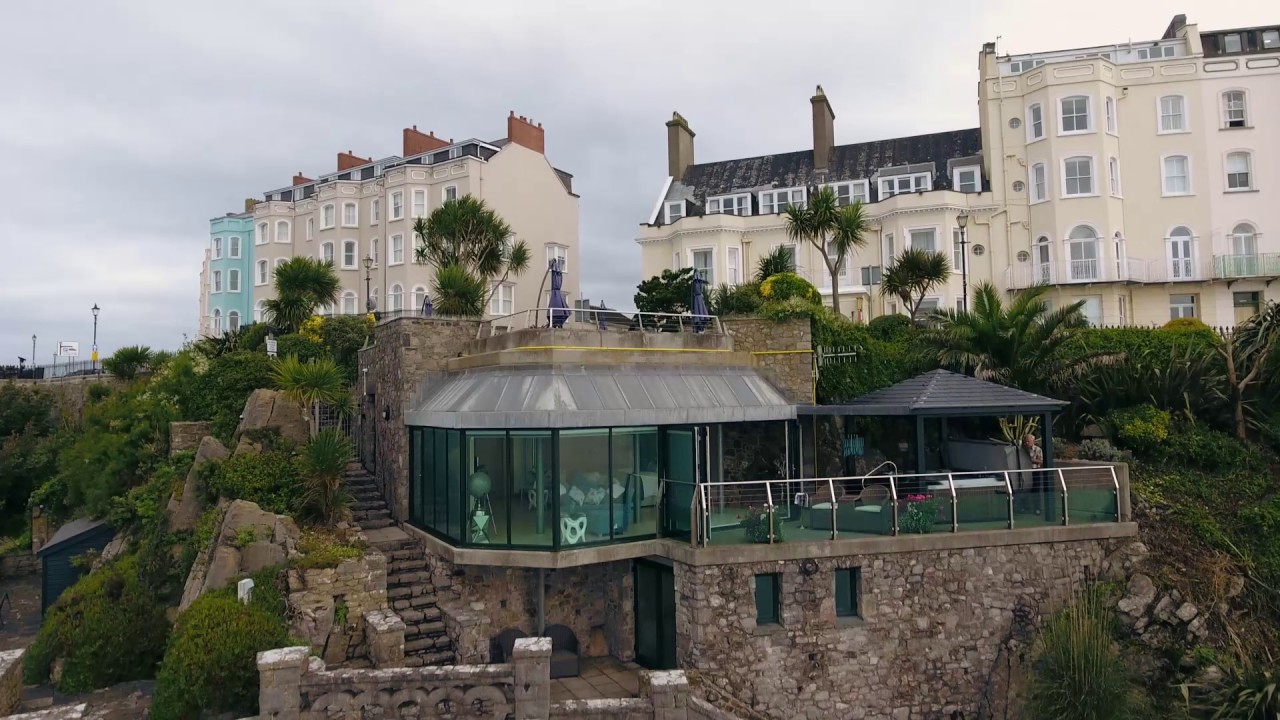 Jacuzzi in Tenby - By Powerpool Spas