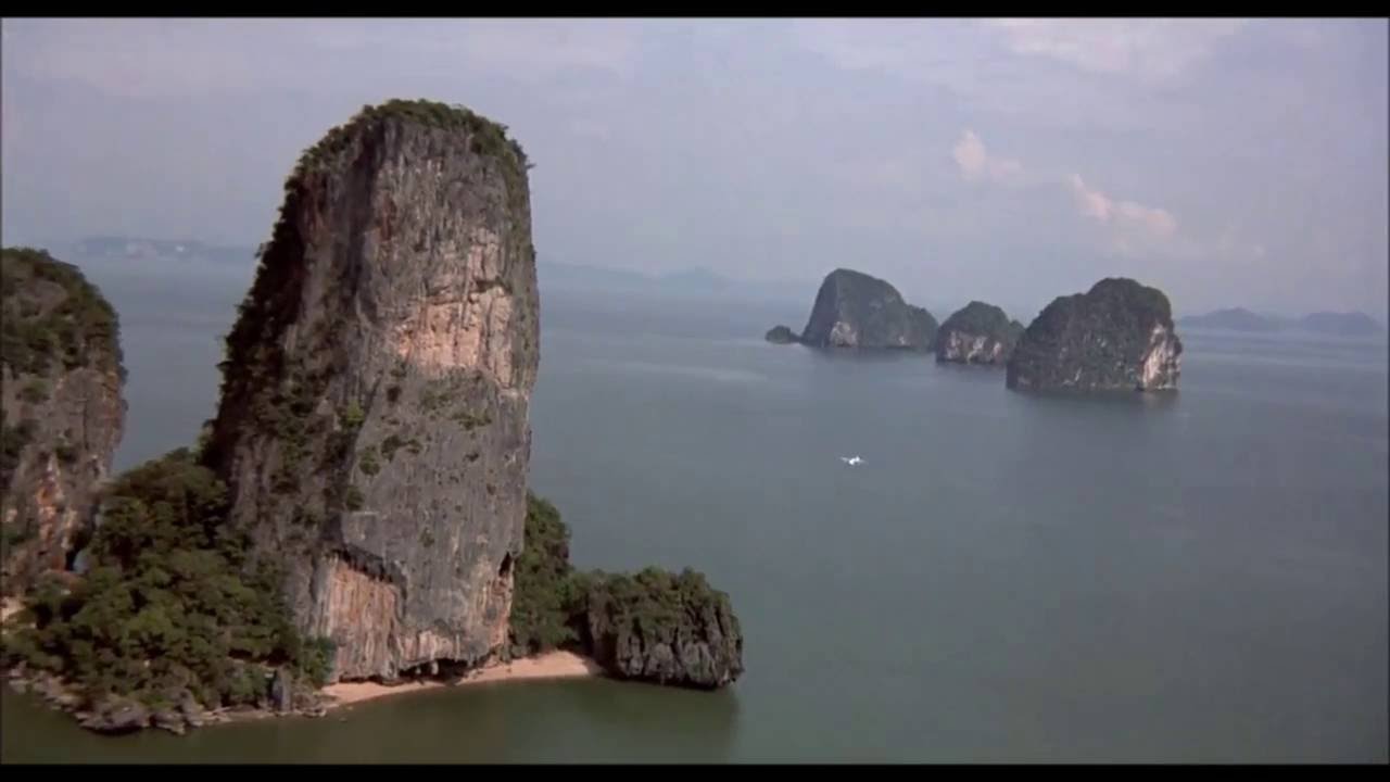 James Bond Island in Thailand - The Man With The Golden Gun