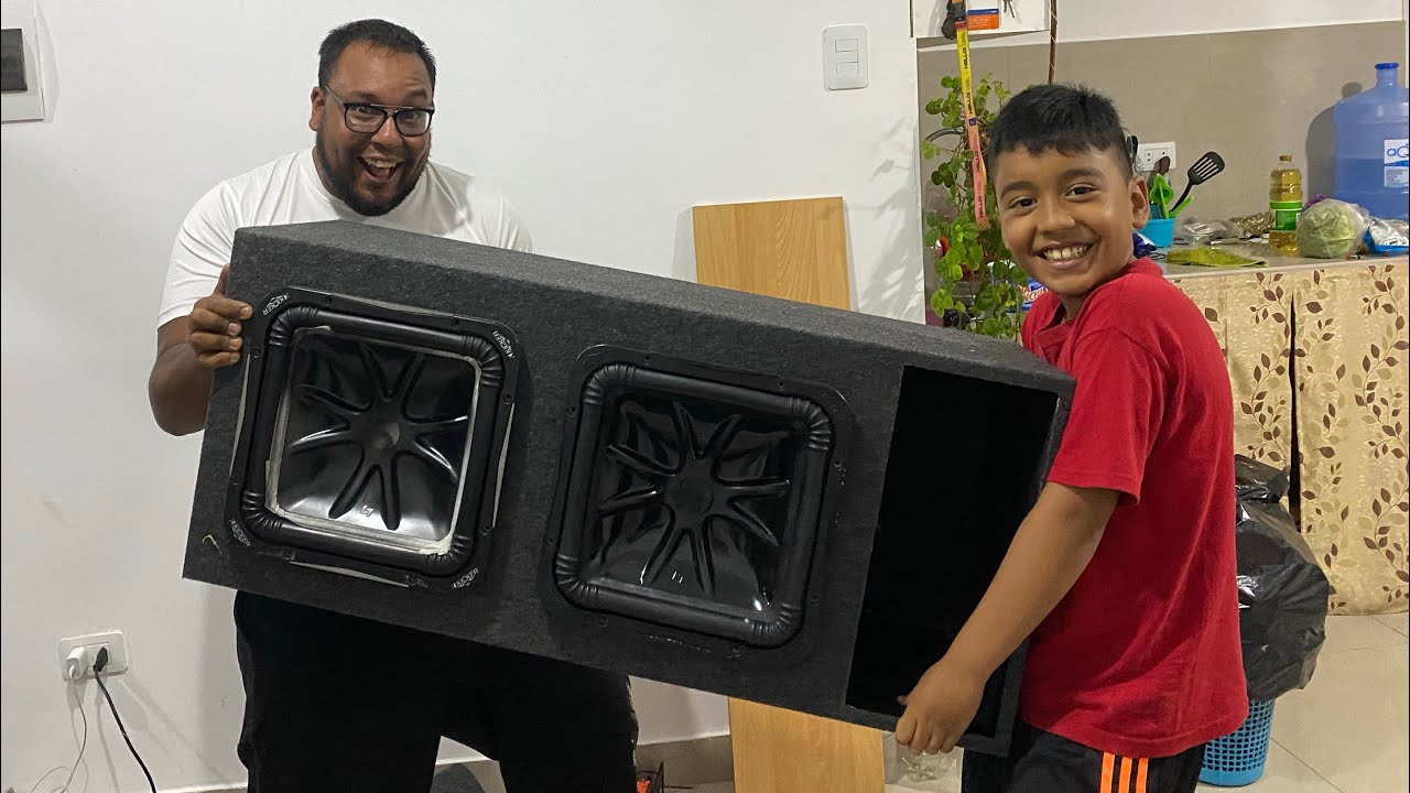DESTRUIMOS UN TOYOTA YARIS CON 2 L7 KICKER DE 12 PULGADAS