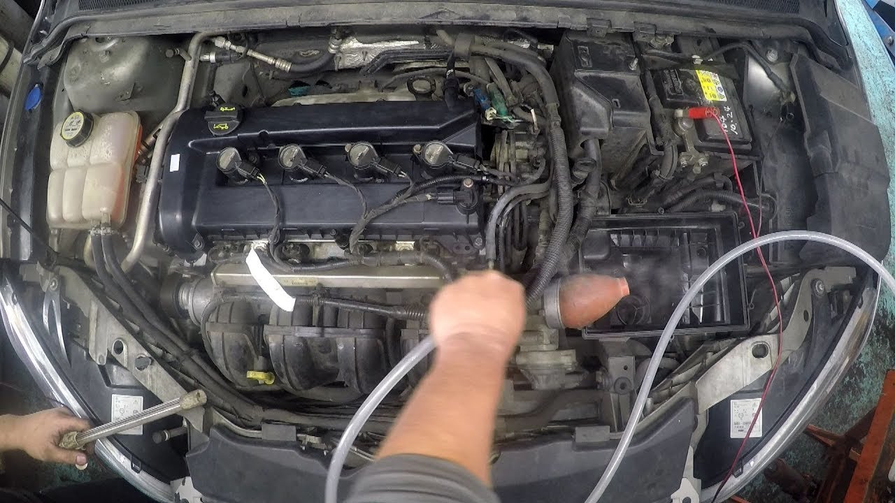 Intake manifold vacuum hose leak & How to Replace PCV hose FORD FOCUS 2.0L 2005~ HE MI4 4F27E